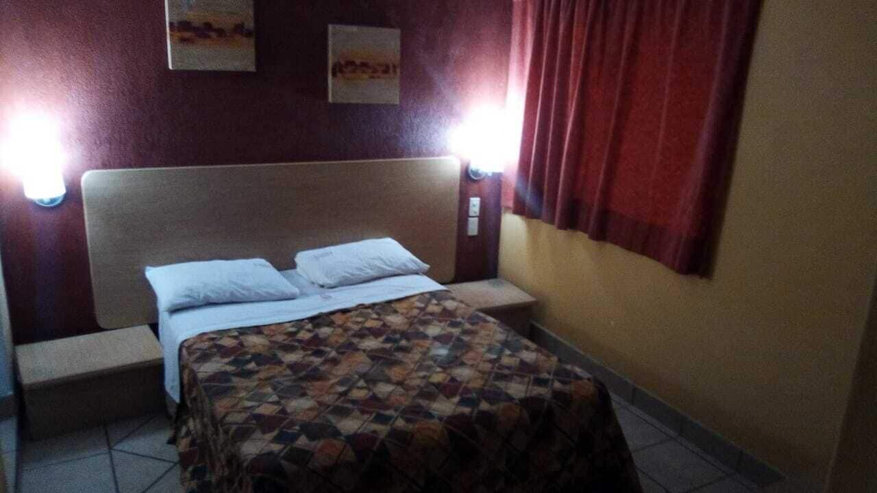 גואדלחארה Hotel Castilla Y Leon מראה חיצוני תמונה
