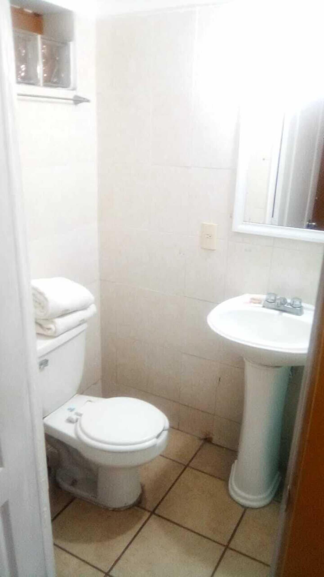 גואדלחארה Hotel Castilla Y Leon מראה חיצוני תמונה